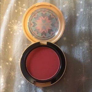 Mac cosmetics blush in adobe brick